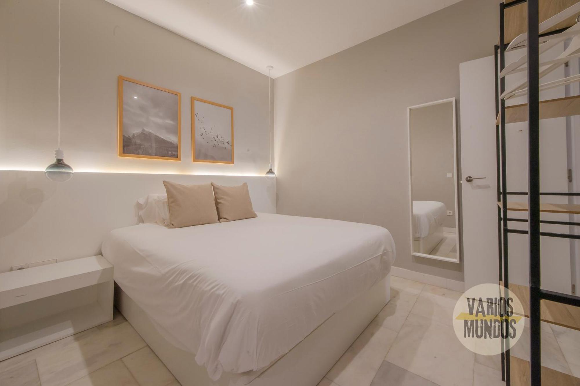 Cool Duplex Bajo 7pax Cerca De Tirso De Molina E2 Appartamento Madrid