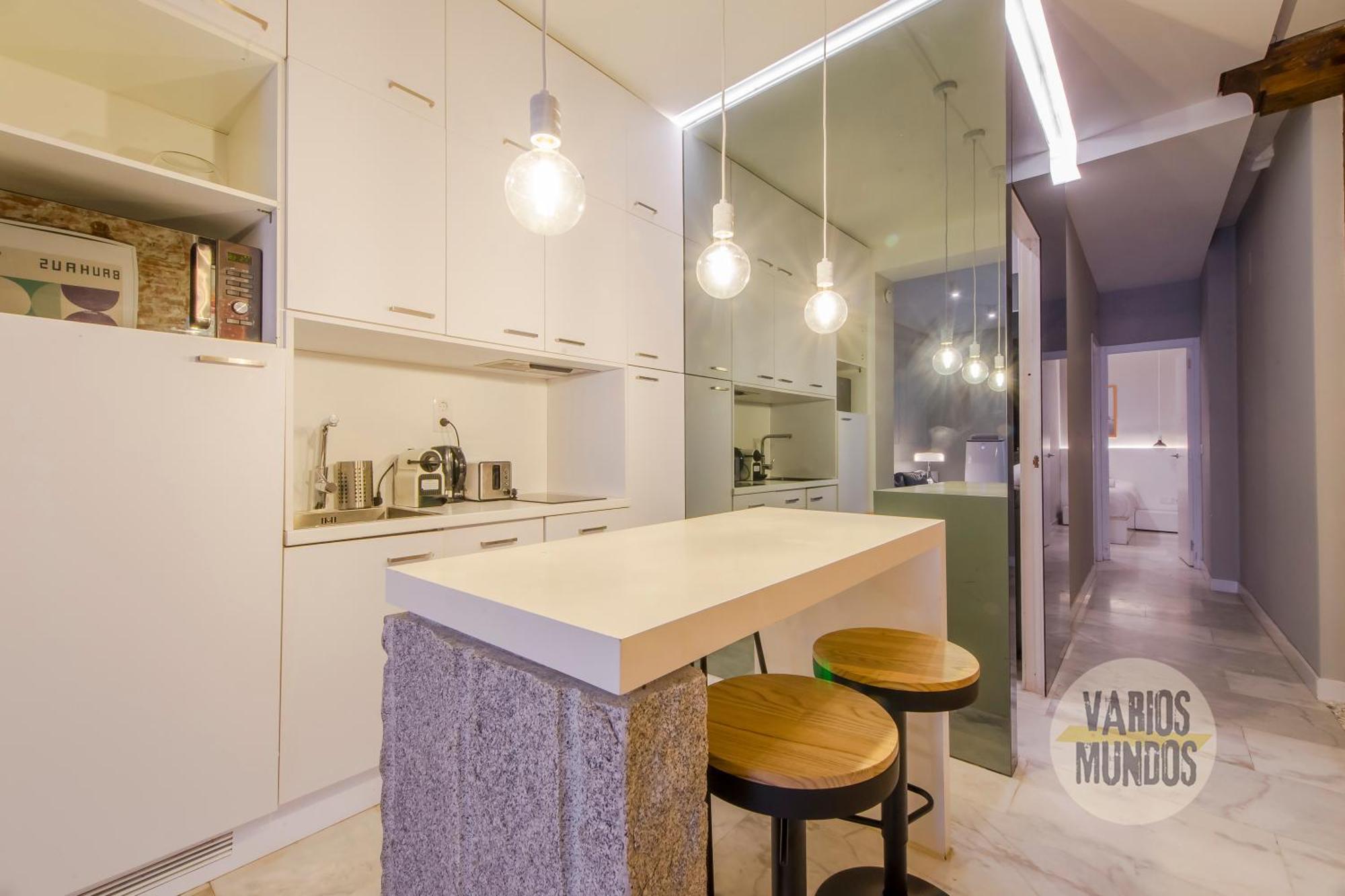 Appartamento Cool Duplex Bajo 7pax Cerca De Tirso De Molina E2