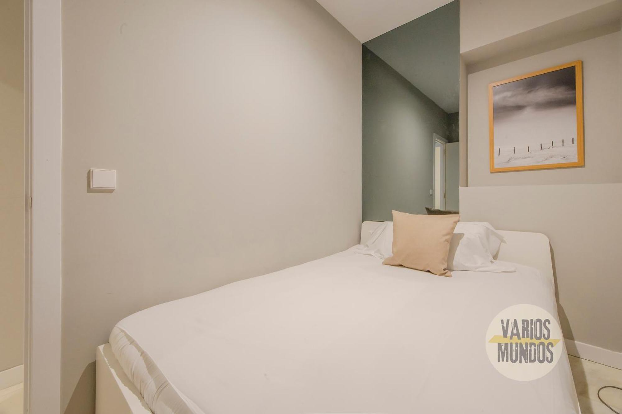 Appartamento Cool Duplex Bajo 7pax Cerca De Tirso De Molina E2 Madrid