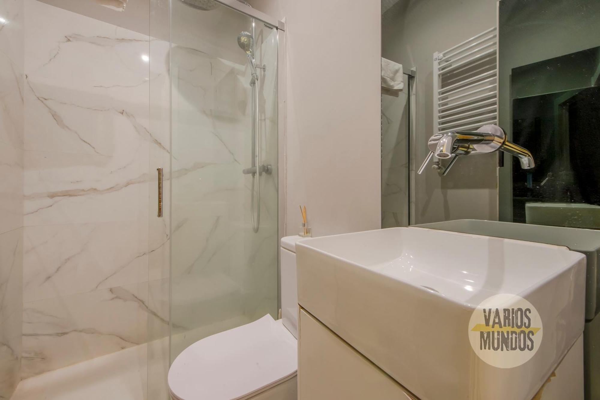 Appartamento Cool Duplex Bajo 7pax Cerca De Tirso De Molina E2 Madrid